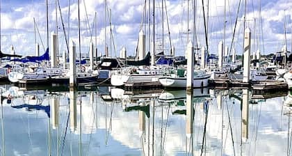 This is the  ideal spot for those wanting to explore all the city has to offer