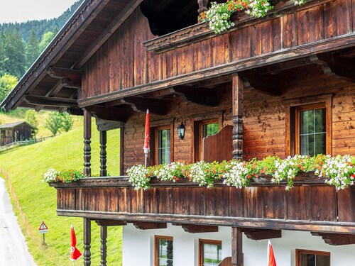 Alpbach: Zwei urige Apartments am Skilift