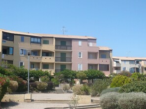 Esterni