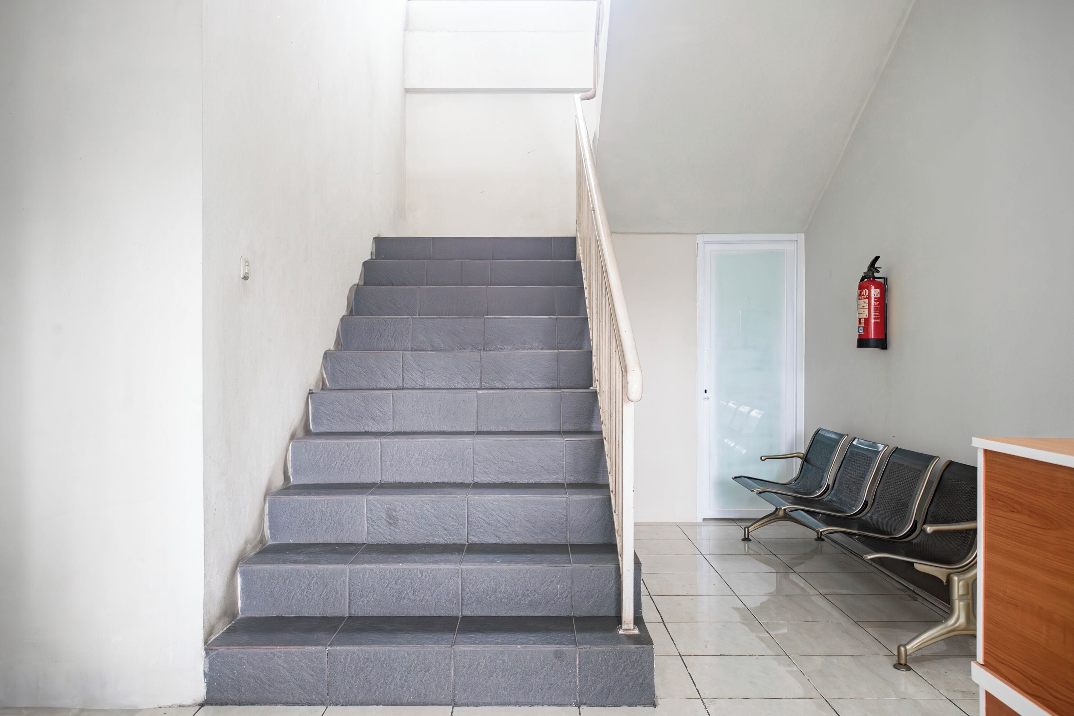 Coin salon dans le hall