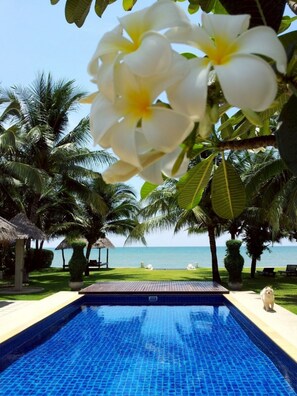 Beach/ocean view - The Memory - 4 Bedrooms Beachfront Pool Villa (Tha Yang)
