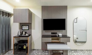 Deluxe Room - Treebo KBC (Ahmedabad)