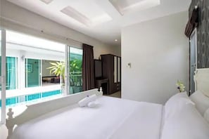3 chambres, fer et planche à repasser, Wi-Fi, draps fournis