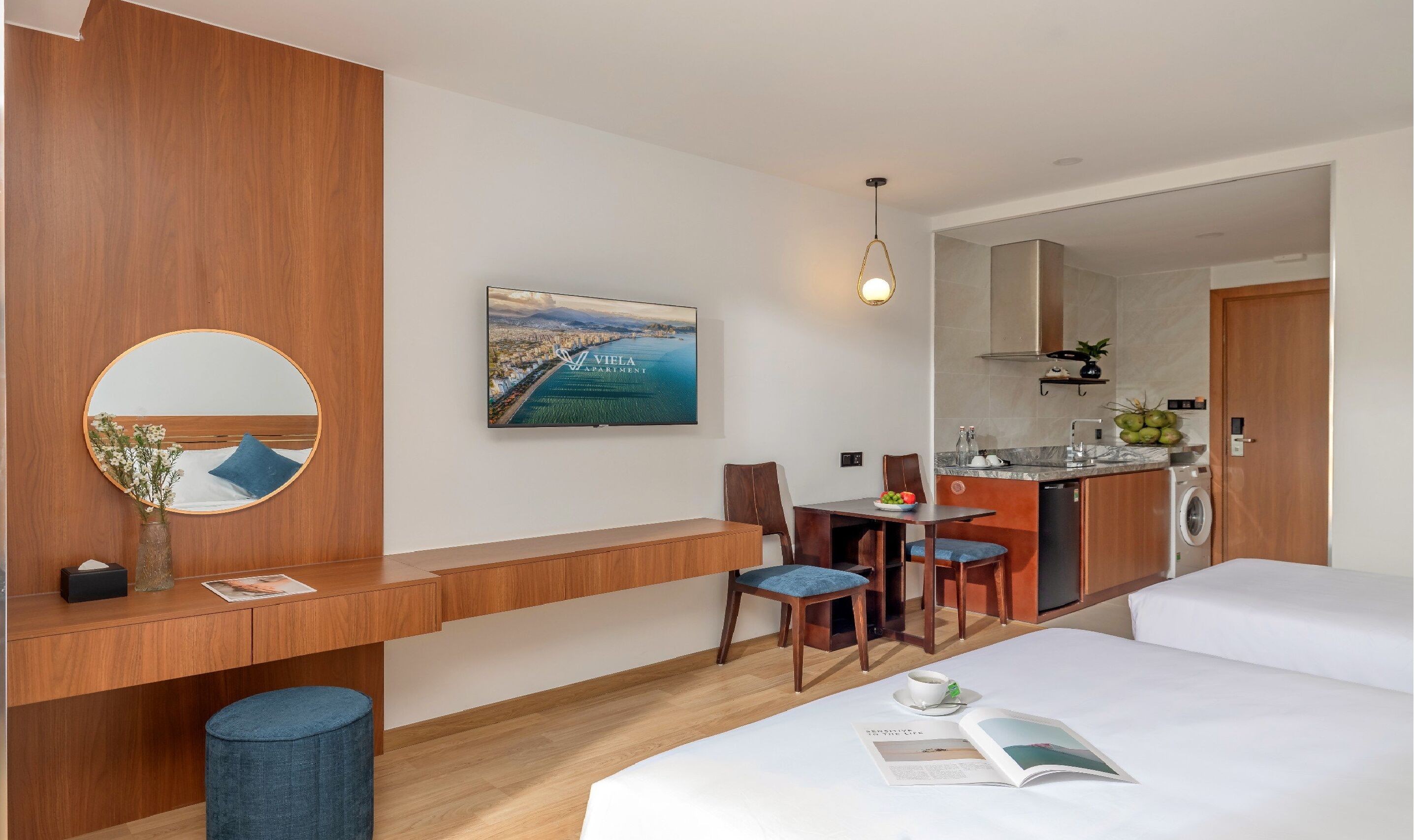 Blackout drapes, soundproofing, free WiFi, bed sheets