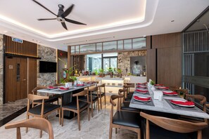 Free daily local cuisine breakfast  - Stella Hotel & Apartment (Ho Chi Minh City)