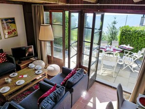 TV, fireplace - Sans Nom by Interhome (Crans-Montana)