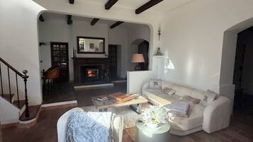 TV connectée, cheminée