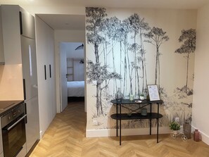 Réfrigérateur, micro-ondes, four, lave-vaisselle