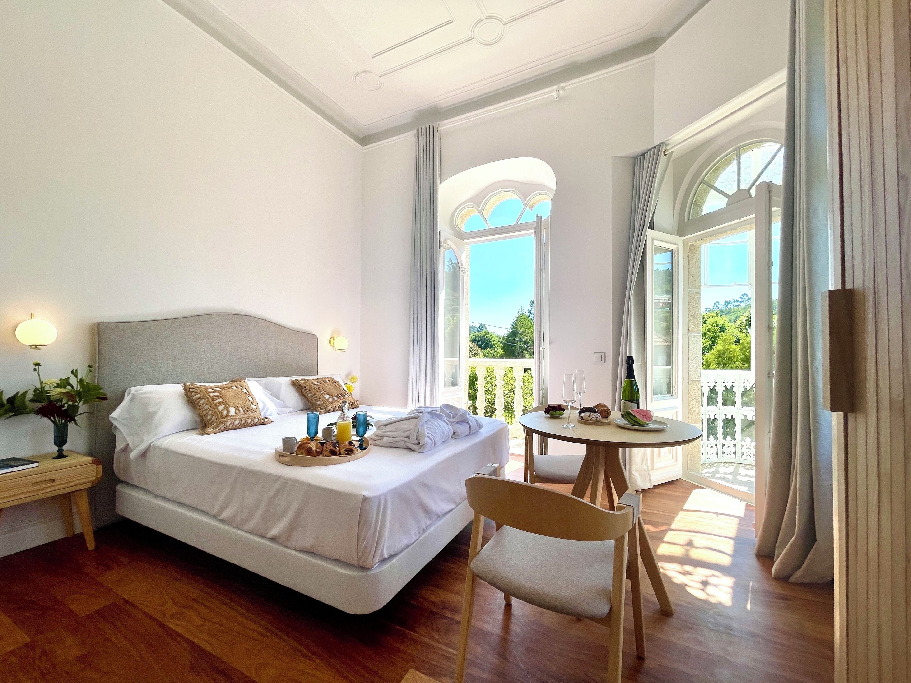 Ropa de cama de alta calidad, cubrecamas y colchones con efecto memoria 