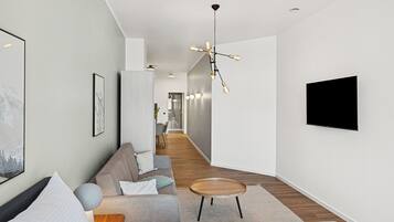 Comfort-Suite, Balkon | 1 Schlafzimmer, individuell dekoriert, individuell eingerichtet