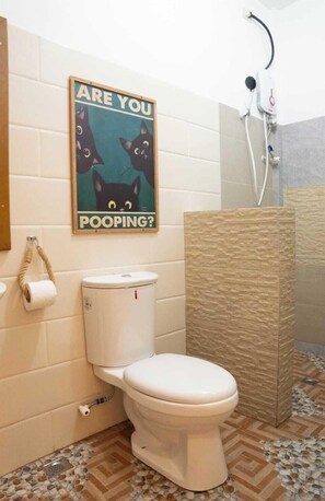 샤워 시설, 타월, 화장지