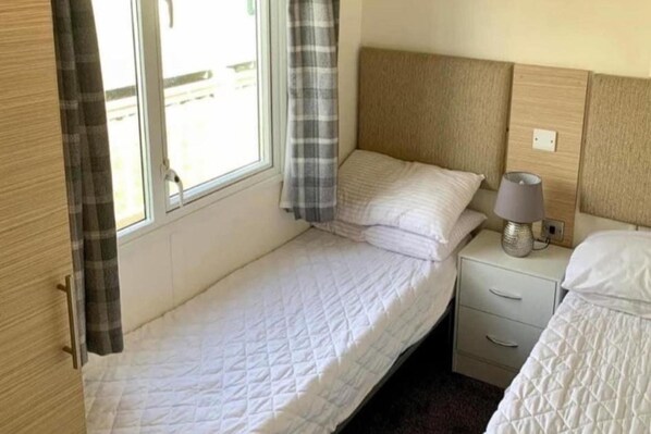 2 bedrooms, free WiFi