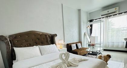 Service apartment lampang