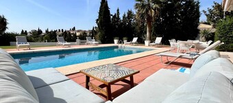 Beautiful Villa With Pool Scenic Views Sleeps 8