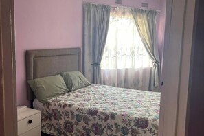 4 Schlafzimmer, kostenloses WLAN, Bettwäsche