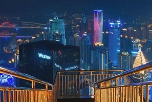 Property grounds - Lavande Hotel (Chongqing Guanyinqiao Pedestrian Street) (Chongqing)