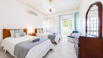 5 bedrooms, bed sheets