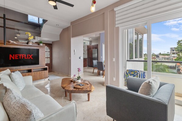 Smart TV, offices, computer monitors