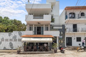 Exterior - Stunning PH with Dedicated Office Space in 5D Area (Puerto Vallarta)