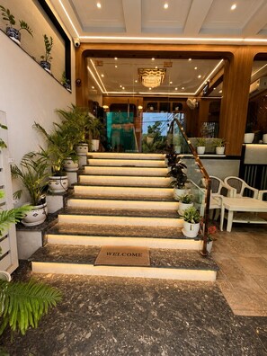 Exterior - Hotel Om Villa (Varanasi)