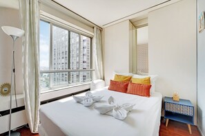 1 bedroom, iron/ironing board, free WiFi