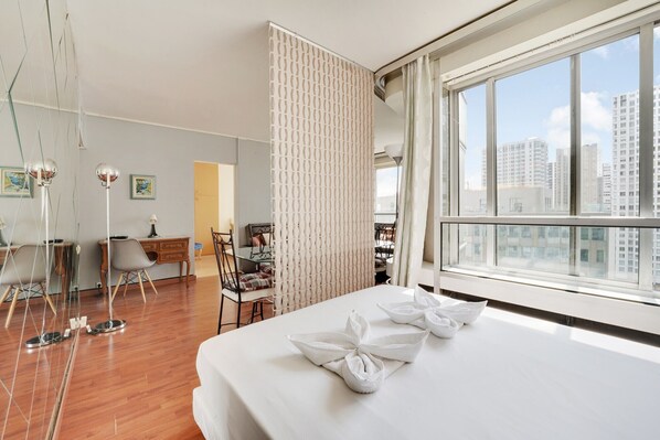 1 bedroom, iron/ironing board, free WiFi