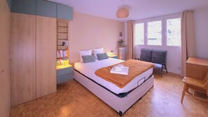 2 chambres, fer et planche à repasser, Wi-Fi gratuit, draps fournis