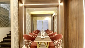 Dining - Hotel Armani Suites (New Delhi)