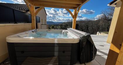 Maison avec spa privatif et vue sur la vallée de la Dordogne