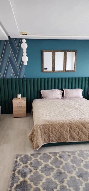 5 chambres, systĂšme dâinsonorisation, fer et planche Ă repasser