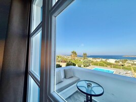 Quarto luxo, vista para o mar | Terraço/pátio