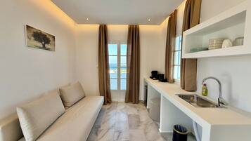 Suite, Sea View, Rooftop, Terrace | Værelsesfacilitet