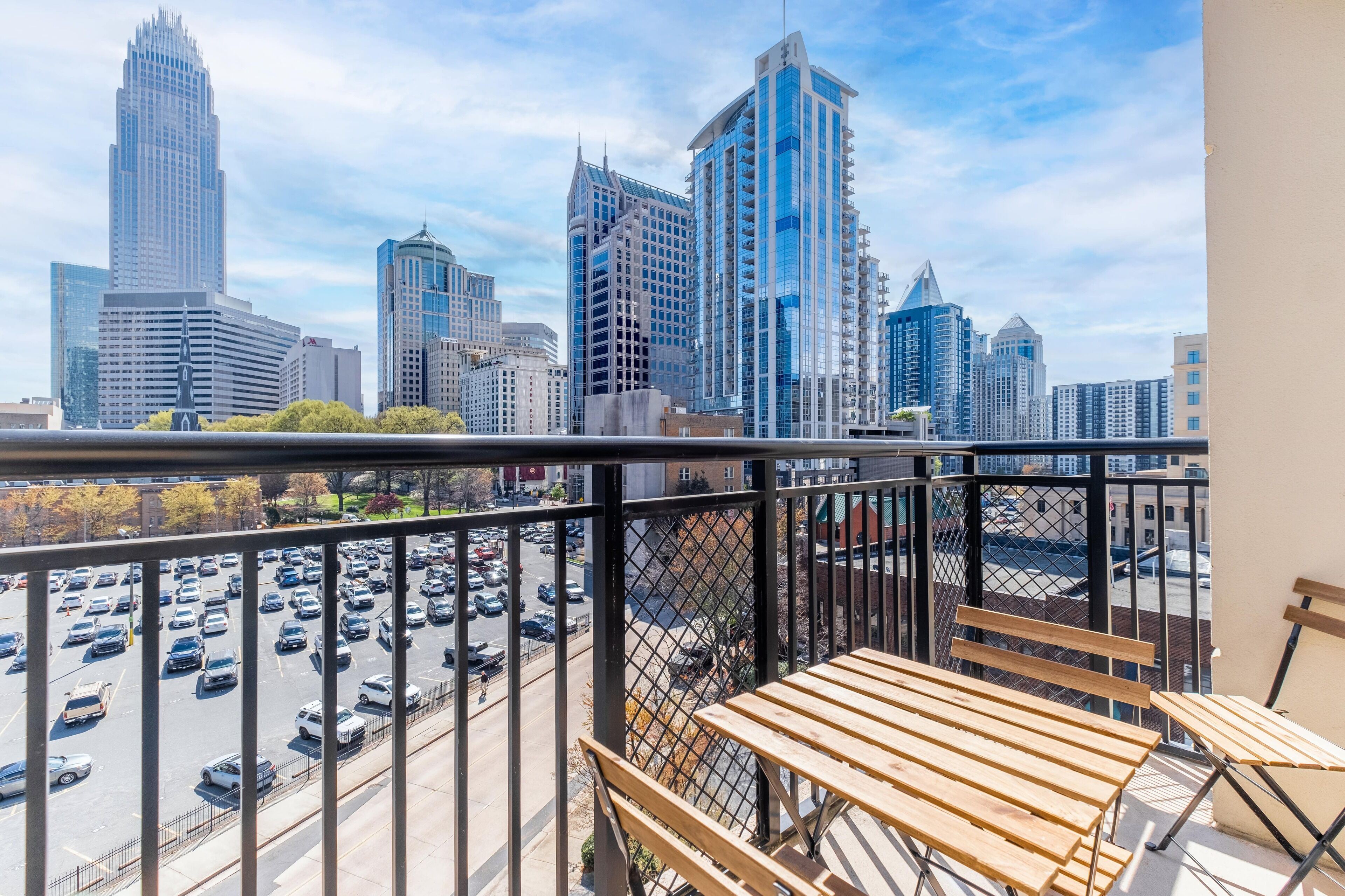 Apartamento City, vistas a la ciudad | Balcón