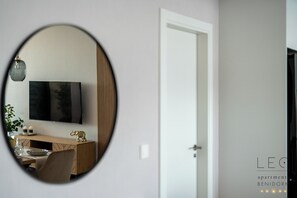 Flat-screen TV - Torre Sakura (Benidorm)