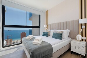 2 عدّة غرف نوم ومساحة عمل للكمبيوتر المحمول وواي فاي مجانًا