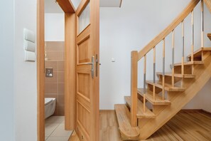 Apartment, 2 Bedrooms, 2 Bathrooms | Bathroom - Manganowa Two-level Apartment by Renters (Wroclaw)