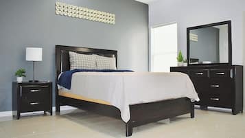 3 bedrooms, desk, iron/ironing board, WiFi