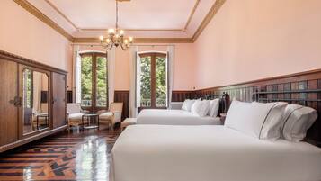 House (Palacio de Esgos) | Individually decorated, individually furnished, blackout drapes