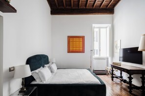 2 bedrooms, in-room safe, iron/ironing board, travel crib