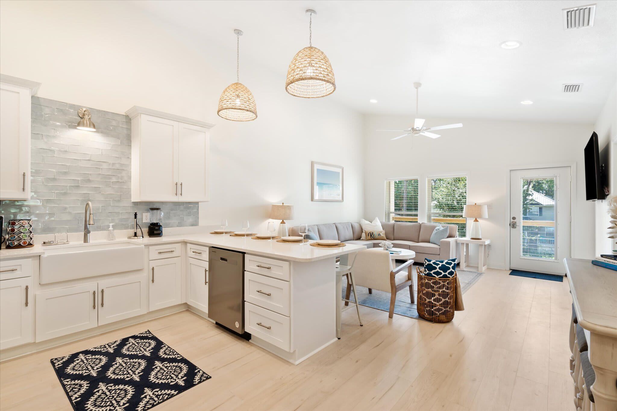 تلفزيون، مكتب