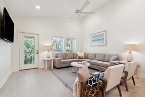 TV, offices - Luxury Autumn Retreat on Oleander - Unit G (Dauphin Island)