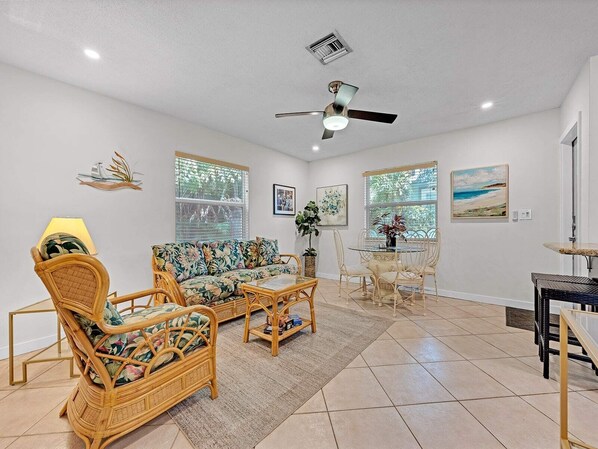 تلفزيون، مكتب