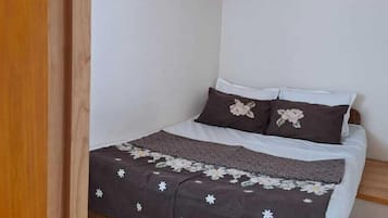 Standard Double Room | Soundproofing, free WiFi