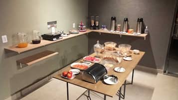 Petit déjeuner buffet compris tous les jours