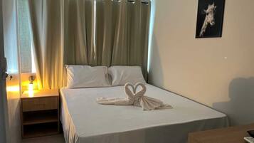 Soundproofing, free WiFi, bed sheets