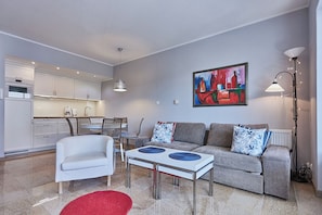 1 habitación, tabla de planchar con plancha y wifi gratis 