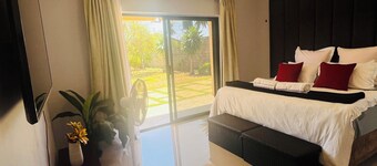 Tranquil 3-bedroom house with WiFi in Lusaka, New Kasama and power backup