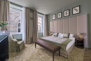 5 habitaciones, escritorio, tabla de planchar con plancha y wifi gratis