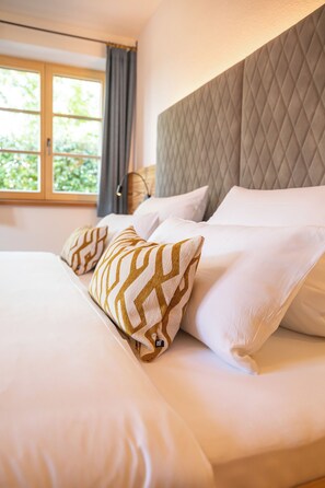 2 slaapkamers, een kluis op de kamer, een strijkplank/strijkijzer