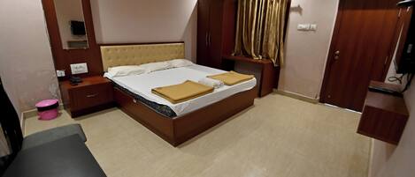 Standard Room | Free WiFi, bed sheets